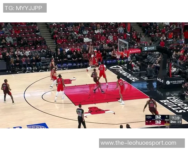 公牛半场小幅领先鹈鹕奥科罗火力全开锡安表现出色普尔贡献稳定得分 公牛半场小幅领先鹈鹕奥科罗火力全开锡安表现出色普尔贡献稳定得分